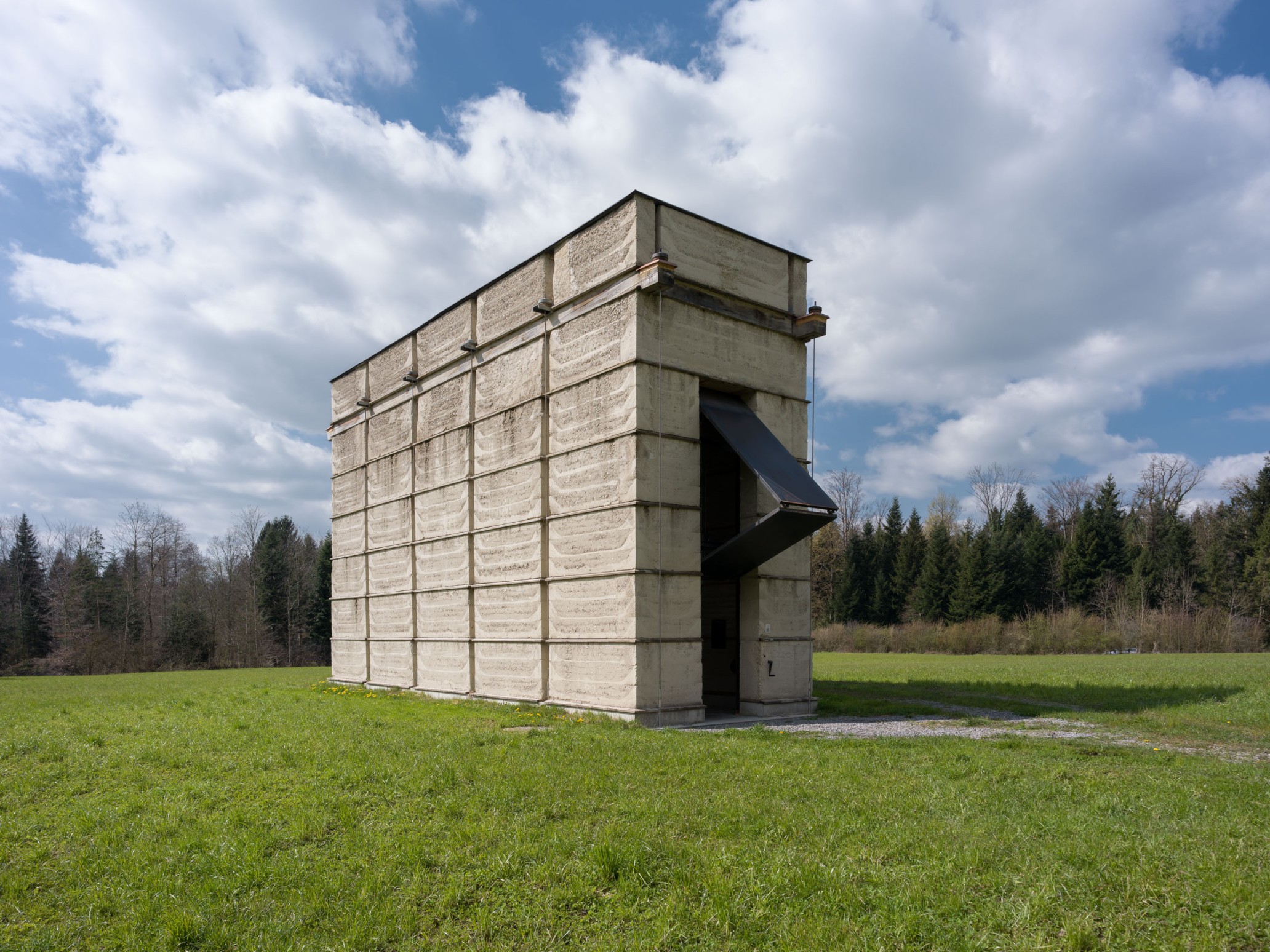 was war noch immer wird